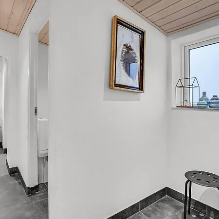 Appartement Gorgeous In With Wifi Billund